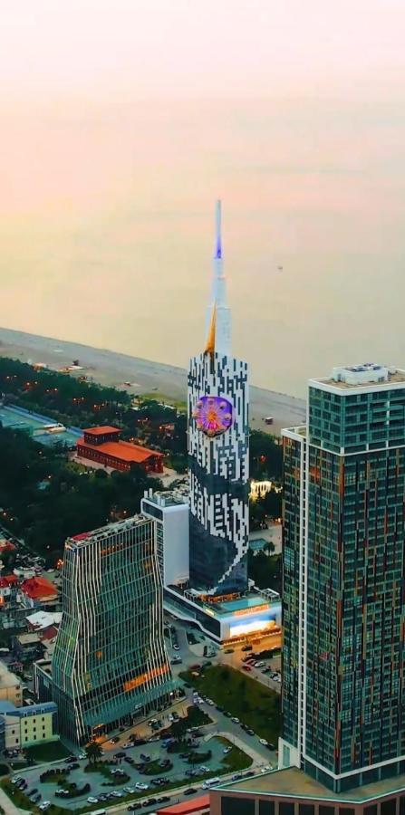 Orbi City In 巴统 外观 照片