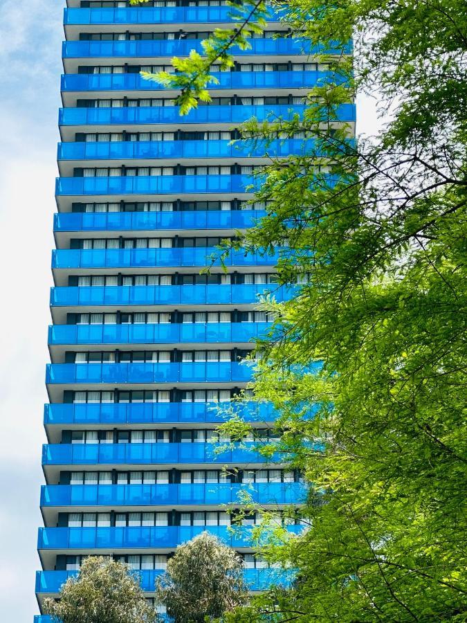Orbi City In 巴统 外观 照片